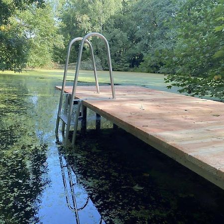 Kleines Ferienhaeuschen Im Gruenen Am Wasser Gronwohld ภายนอก รูปภาพ