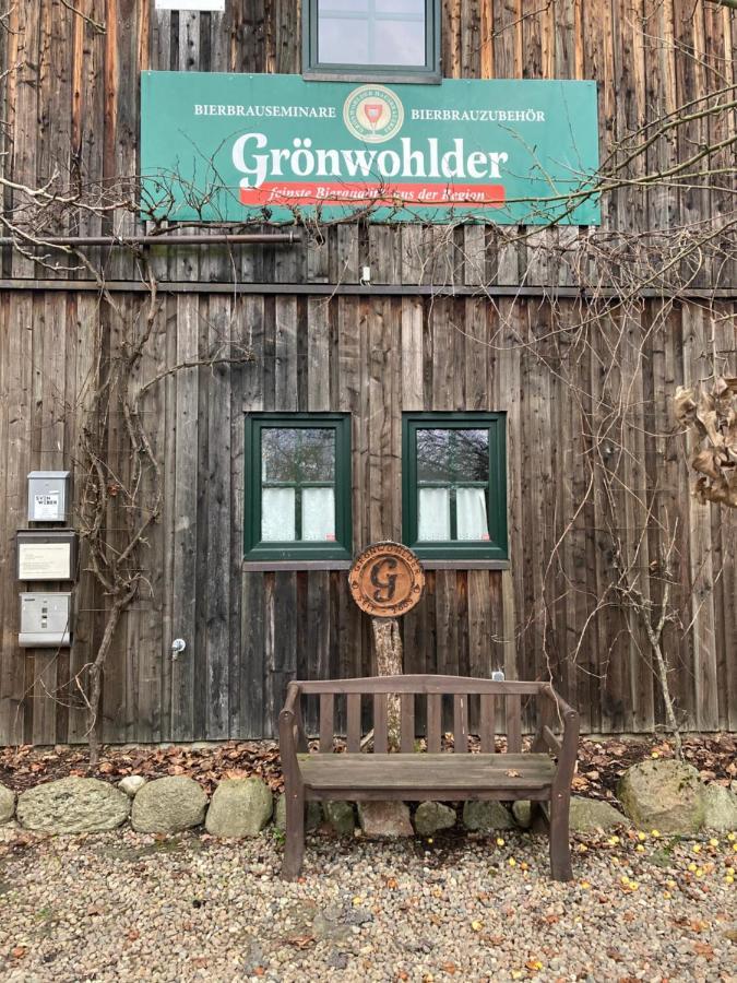 Kleines Ferienhaeuschen Im Gruenen Am Wasser Gronwohld ภายนอก รูปภาพ